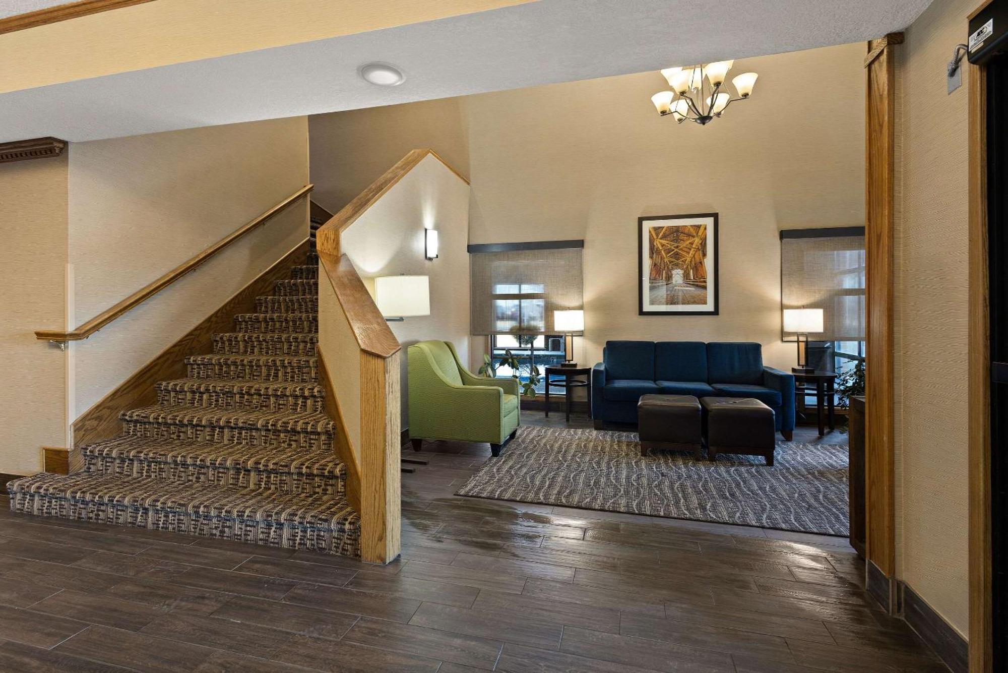 Comfort Inn Huntington Near University Esterno foto