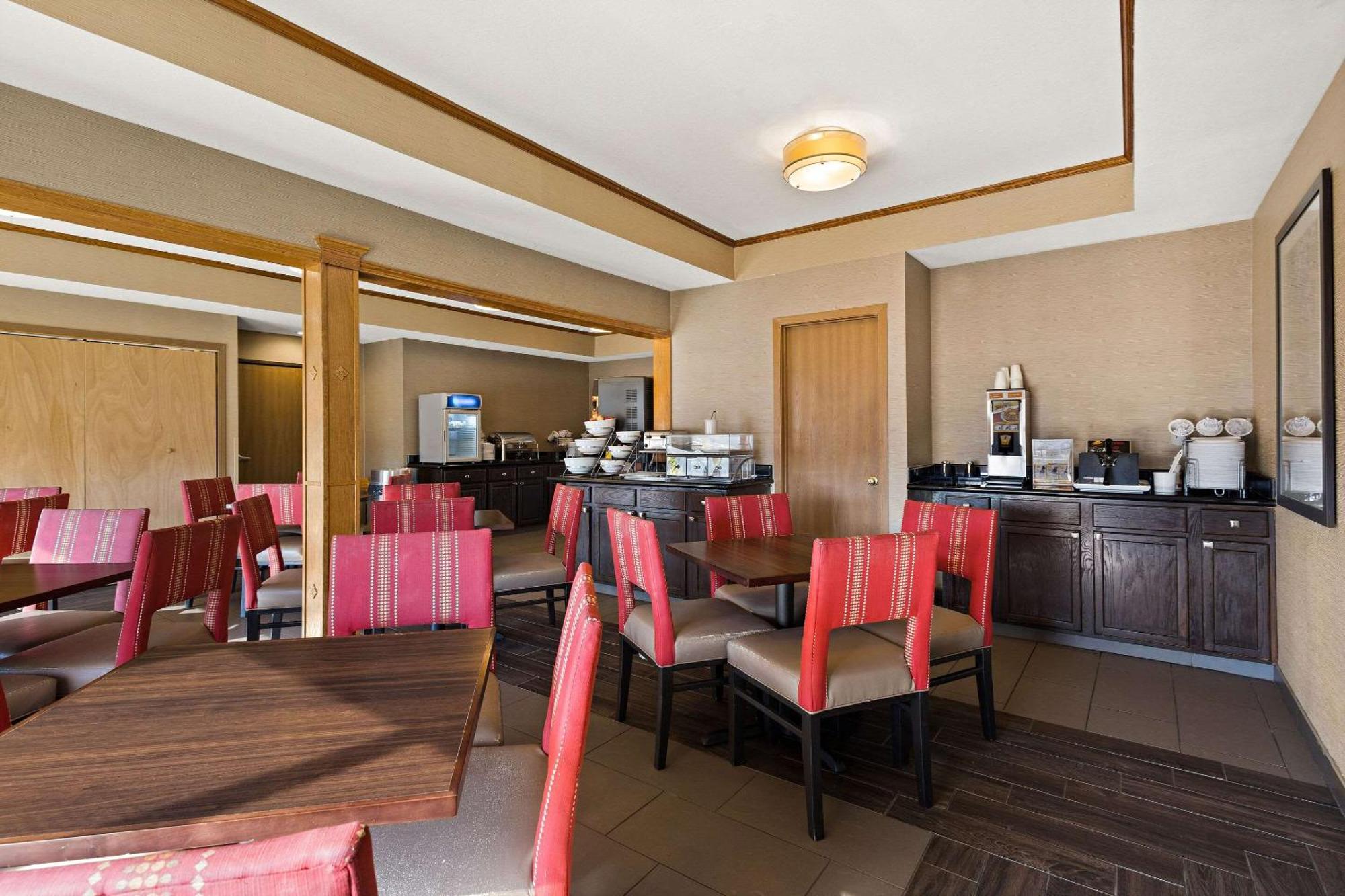 Comfort Inn Huntington Near University Esterno foto