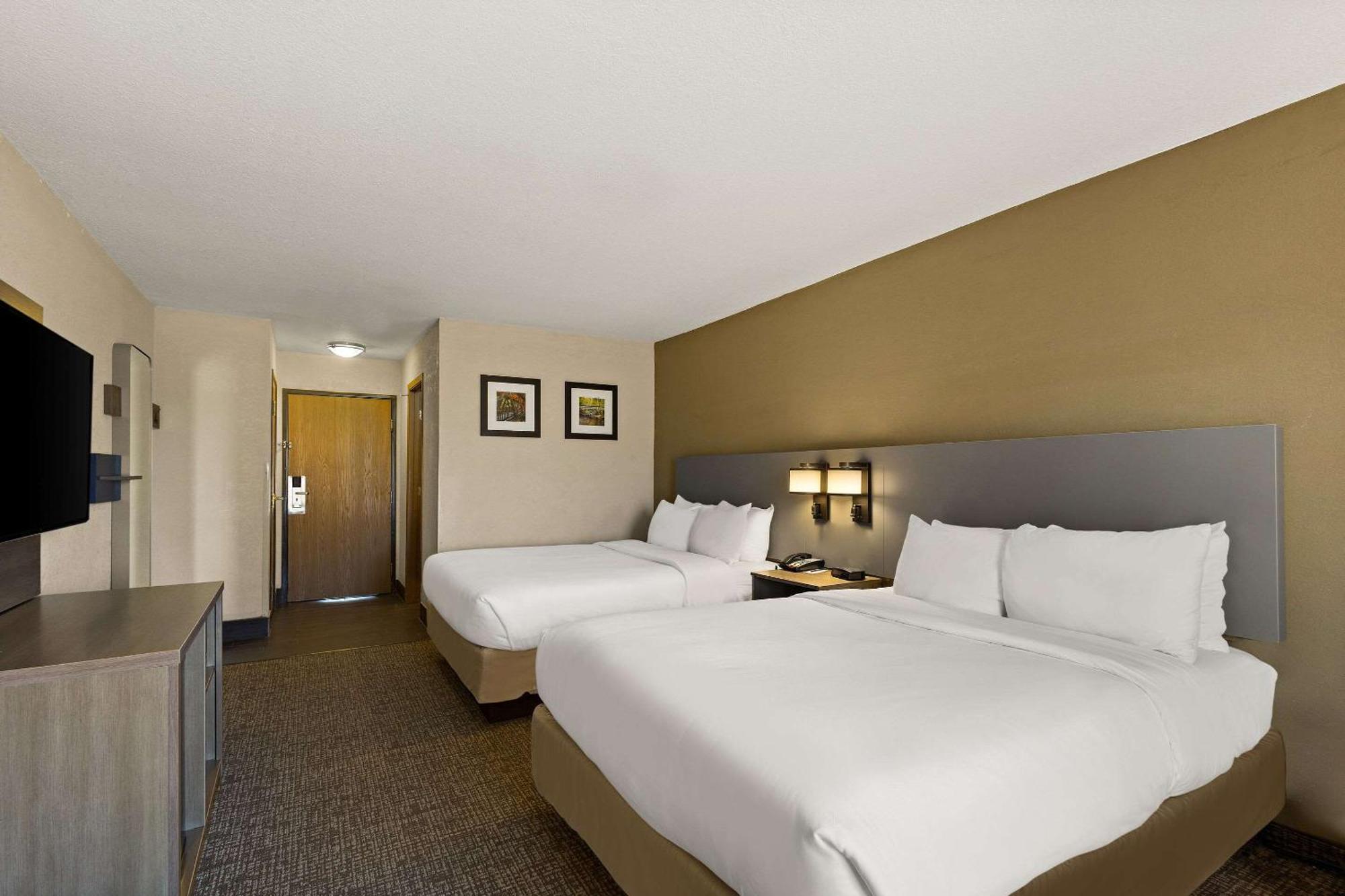 Comfort Inn Huntington Near University Esterno foto