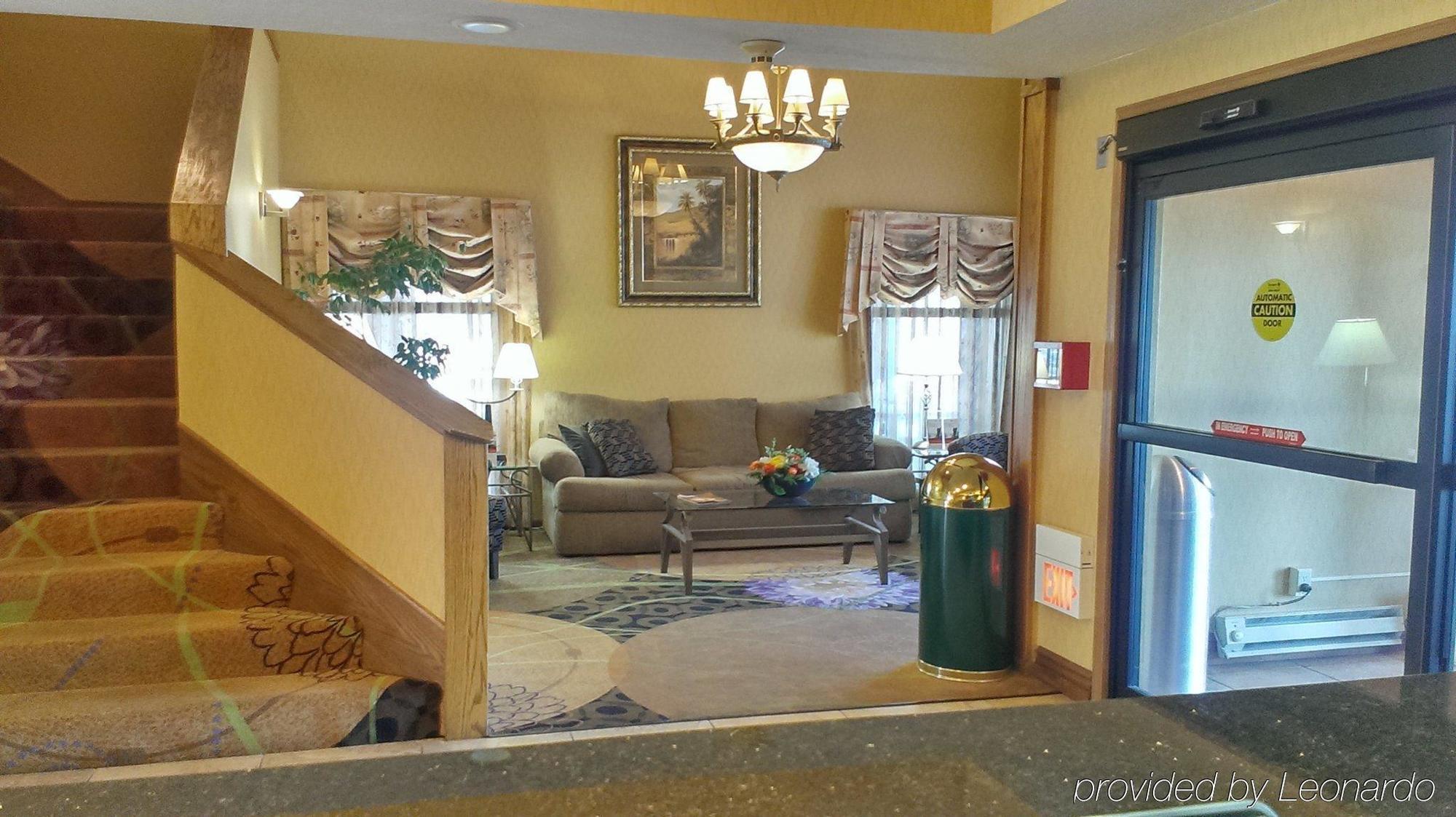 Comfort Inn Huntington Near University Esterno foto